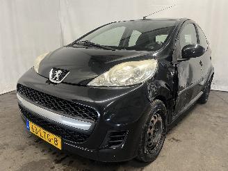 Schadeauto Peugeot 107 107 Hatchback 1.0 12V (384F(1KR)) [50kW]  (06-2005/05-2014) 2010/6