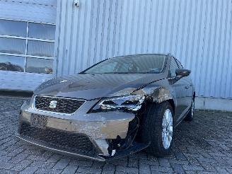 Unfallwagen Seat Leon Leon ST (5FF) Combi 5-drs 1.4 TSI ACT 16V (CZEA) [110kW]  (05-2014/08-=
2020) 2015/9