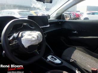 Peugeot 208 1.2 Hybrid 110 e-DCS6 Style picture 18