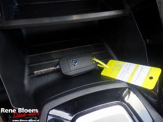 Peugeot 208 1.2 Hybrid 110 e-DCS6 Style picture 22