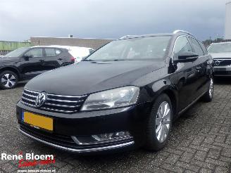 Schadeauto Volkswagen Passat 2.0 TDI Highline Bluemotion 140pk 2014/2