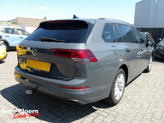 Unfallwagen Volkswagen Golf 1.5 e-TSI Life Business 2024/1