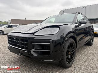 skadebil auto Porsche Cayenne 3.0 E-Hybrid Black Edition 470pk Full Option 2026/5
