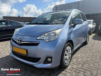 Schadeauto Toyota Verso S 1.3 VVT-i Aspiration Aut Navi 2012/1