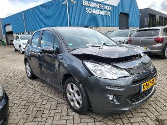 Unfallwagen Citroën C3 C3  AUTOMAAT 22000 km!!! E exclusive 1.2 PureTech Tendance , RIJDBAAR 2016/6