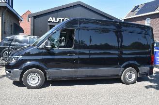 krockskadad bil bedrijf Volkswagen Crafter 2.0 30 Tdi L3H3 Highline 177Pk *Navi/Airco 2022/12