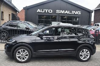 Coche accidentado Volkswagen T-Cross 1.0 Tsi Style AUT 110Pk  *Naiv/Clima/Camera 2023/1