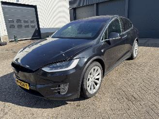 Auto incidentate Tesla Model X 90D Base 6persoons/autopilot/volleder/nap 2017/9