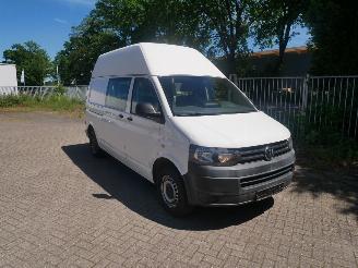 Käytettyjen commercial vehicles Volkswagen Transporter T5 4-MOTION STANDKACHEL. 2014/3