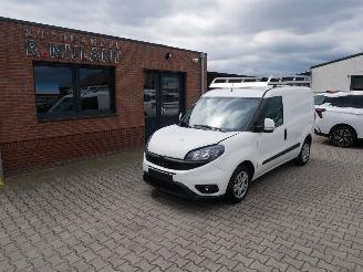 dañado vehículos comerciales Fiat Doblo  2021/6