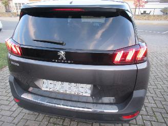 Avarii autoturisme Peugeot 5008 Puretech 130 Allure 7-Zits Climatronic HalfLeer Navi Camera ..... 2023/4