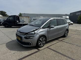 skadebil auto Citroën Grand C4 Picasso 1.2 Pure tech Business 2018/1