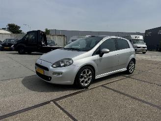krockskadad bil auto Fiat Punto Evo 0.9 Twin Air Lounge 2014/6