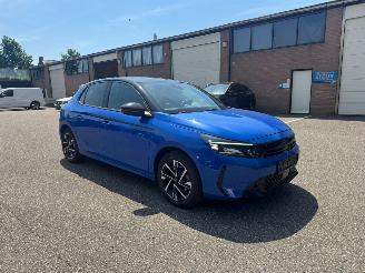 Unfallwagen Opel Corsa GS LINE 130PK PANO AUTOMAAT Camera Stuur &Stoelverwarming Rijbare schade 2024/5