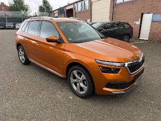 Coche accidentado Skoda Kamiq Style 1.5 150pk LED VIRTUAL ACHTERUITRIJCAMERA 2022/6