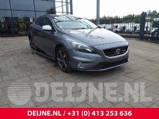 rozbiórka samochody osobowe Volvo V-40 V40 (MV), Hatchback 5-drs, 2012 / 2019 2.0 D4 16V 2014/10