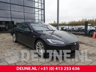 demontáž osobní automobily Tesla Model S Model S, Liftback, 2012 / 2026 75D 2017/6