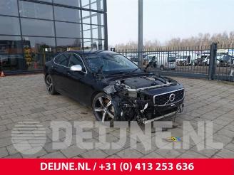 Salvage car Volvo S-90 S90 II, Sedan, 2016 2.0 T8 Twin Engine 16V AWD 2019