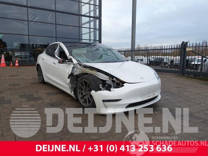 Tesla Model 3 Model 3, Sedan, 2017 Long Range AWD 75 kWh