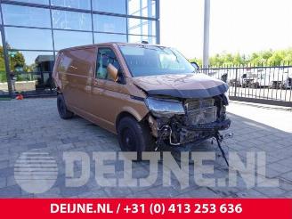 rozbiórka samochody osobowe Volkswagen Transporter Transporter/Caravelle T6, Bus, 2015 / 2024 2.0 TDI 150 2023/1