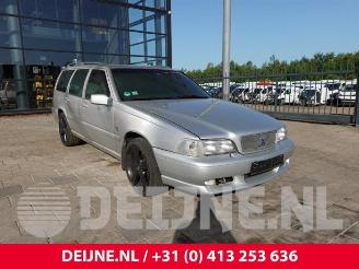 rozbiórka samochody osobowe Volvo V-70 V70 (GW/LW/LZ), Combi, 1997 / 2002 2.4 20V 140 2000/1