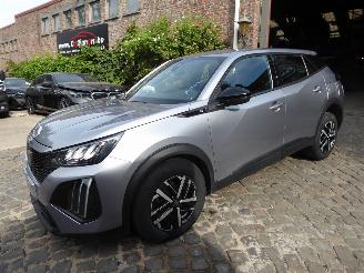 Voiture accidenté Peugeot e-2008 Active 2024/6