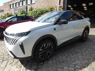 uszkodzony samochody osobowe Peugeot 3008 Hybrid 145 GT 2025/9
