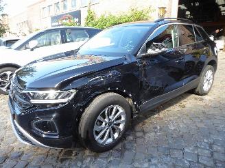 Damaged car Volkswagen T-Roc Life 2024/8