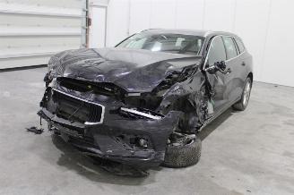 rozbiórka samochody osobowe Volvo V-60 V60 2020/11