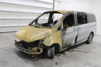 Démontage voiture Mercedes EQV  2025/5