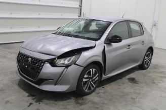 Coche accidentado Peugeot 208  2023/10
