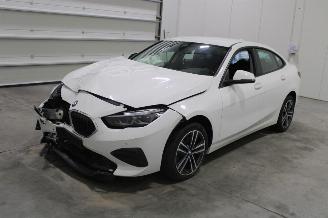 Voiture accidenté BMW 2-serie 218 2021/5
