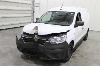 krockskadad bil auto Renault Express  2023/12