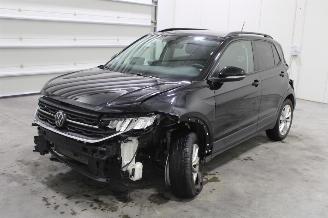 Damaged car Volkswagen T-Cross  2024/3