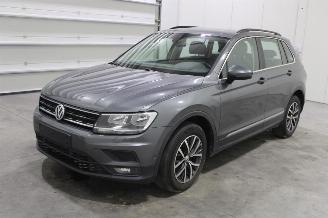 skadebil auto Volkswagen Tiguan  2020/8
