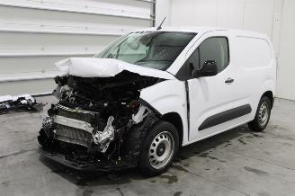 uszkodzony samochody osobowe Fiat Doblo  2025/4