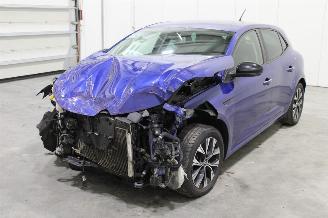 Voiture accidenté Renault Mégane Megane 2022/3