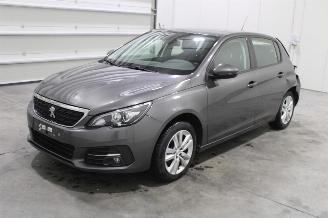 Vaurioauto  passenger cars Peugeot 308  2020/2