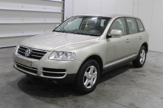  Volkswagen Touareg  2004/8