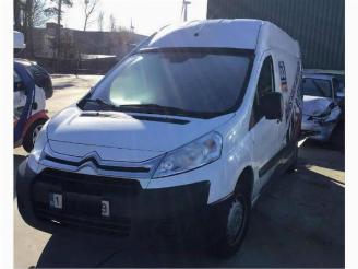 Vrakbiler auto Citroën Jumpy (G9) MPV 2007 / 2016 2.0 HDiF 16V 125 MPV  Diesel 1.997cc 94kW (128pk) FWD 2011-07/2016-12 2015/8