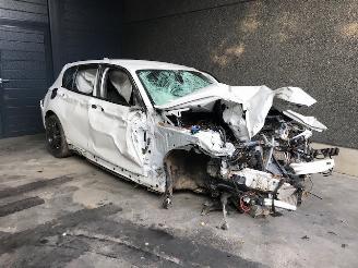 Auto da rottamare BMW 1-serie (F20) Hatchback 5-drs 2010 / 2019 118i 1.5 TwinPower 12V Hatchback 4Dr Benzine 1.499cc 100kW 2018/12