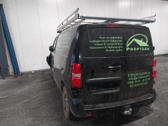Coche siniestrado Opel Vivaro Vivaro, Van, 2019 2.0 CDTI 177 2020/11