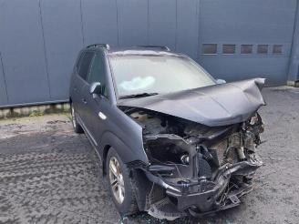 Salvage car Ssang yong Rodius Rodius, MPV, 2005 2.2 SV 220 e-XDi 16V 2WD 2017/4