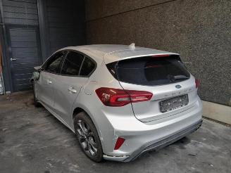 Salvage car Ford Focus Focus 4, Hatchback, 2018 1.0 EcoBoost 12V Hybrid 125 2023/5