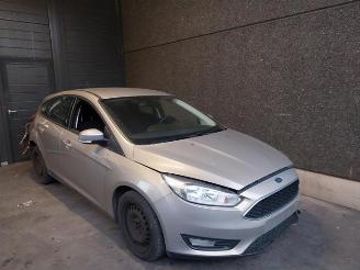Uttjänta bilar auto Ford Focus Focus 3, Hatchback, 2010 / 2020 1.0 Ti-VCT EcoBoost 12V 100 2017/1