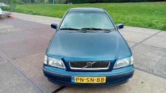 Salvage car Volvo S-40 S40 (VS), Sedan, 1995 / 2004 2.0 16V 1996/9