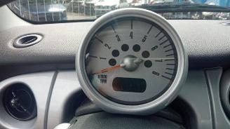 Mini Mini Mini (R50/53), Hatchback, 2001 / 2007 1.6 16V One picture 10