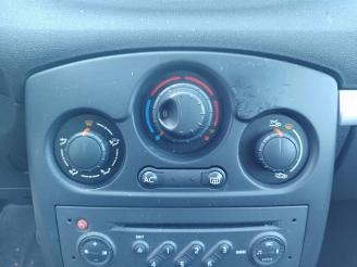 Renault Clio Clio III (BR/CR), Hatchback, 2005 / 2014 1.2 16V TCe 100 picture 14