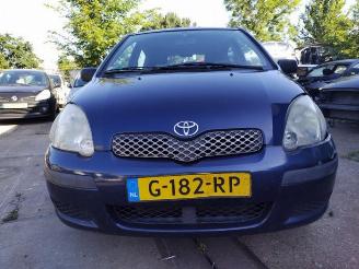 Vrakbiler auto Toyota Yaris Yaris (P1), Hatchback, 1999 / 2005 1.0 16V VVT-i 2003/5