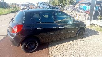 Renault Clio  picture 3